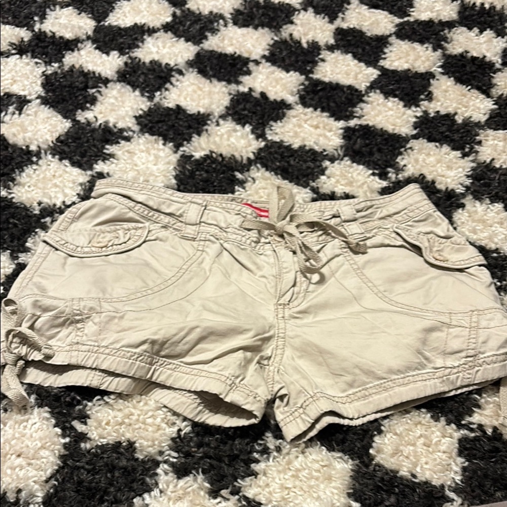 UNIONBAY Cream Cargo Shorts for Women